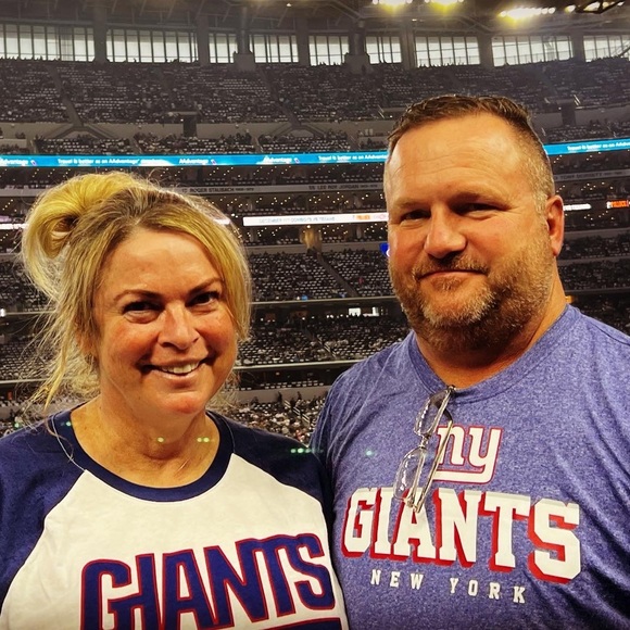 Live on Sunday Nights at 8pm est!  Sharing Yours and Mine! - Picture 13 of 16